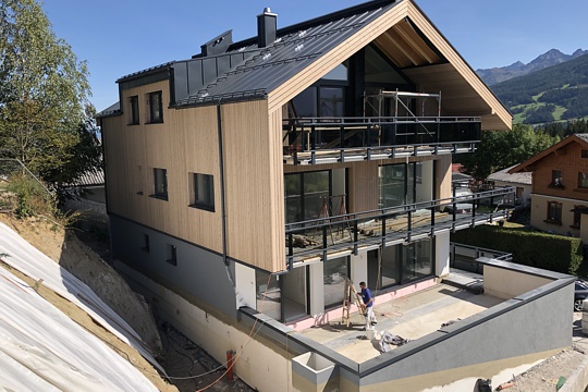 Terrasse und Balkon